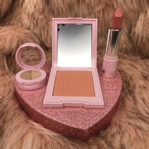 Kylie Cosmetics Bundle
